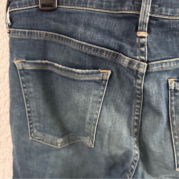 Citizens of Humanity Size 27 Medium Wash Slim Straight Jeans Made in USA - Picture 8 of 14